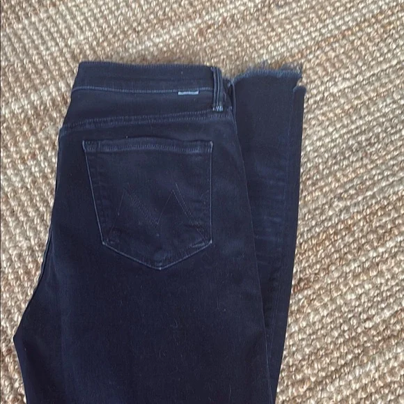 MOTHER Black Skinny Jeans with Stretchy Fit - Picture 5 of 5